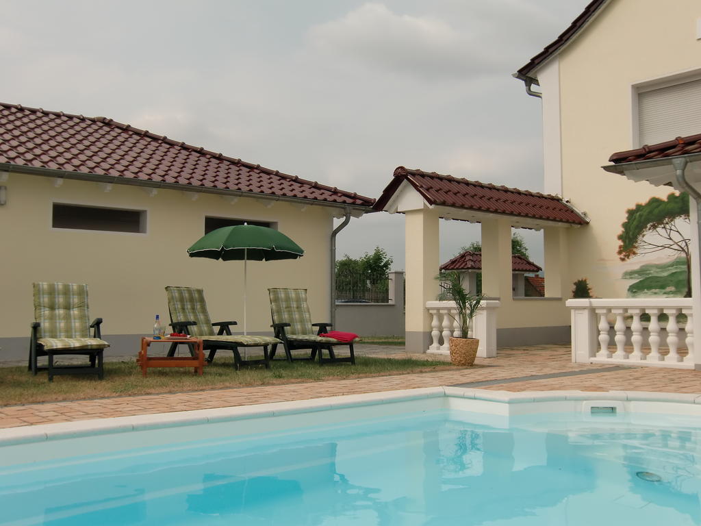 Apartamento Pummpaelzhof Bad Salzungen Habitación foto