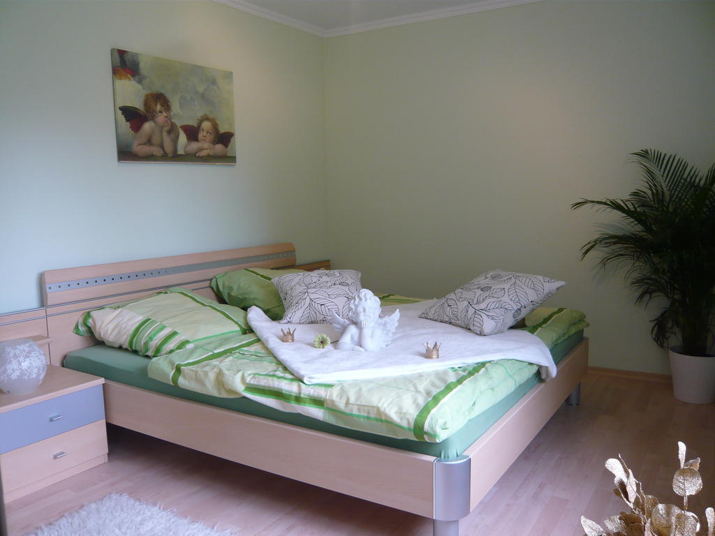 Apartamento Pummpaelzhof Bad Salzungen Habitación foto