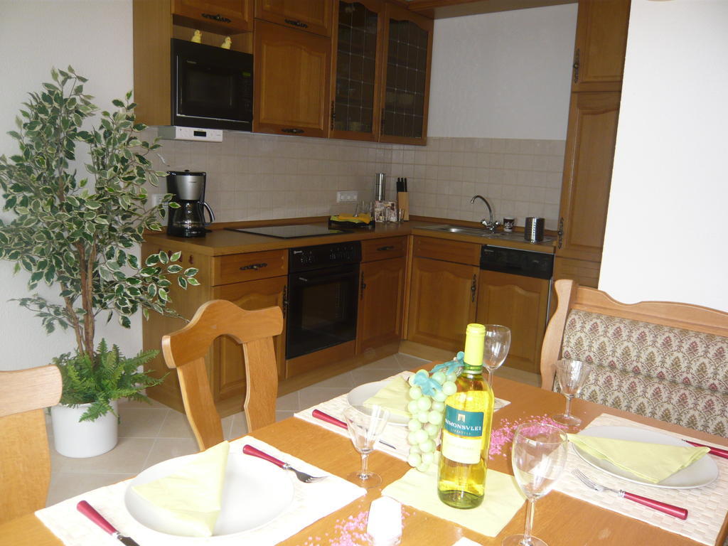 Apartamento Pummpaelzhof Bad Salzungen Habitación foto